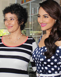 Manisha Koirala and Sonakshi Sinha