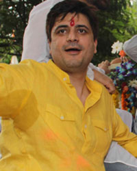 Goldie Behl