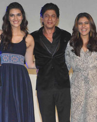 Rohit Shetty, Kriti Sanon, Shah Rukh Khan, Kajol and Varun Dhawan