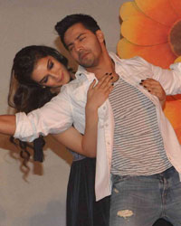 Kriti Sanon and Varun Dhawan