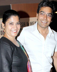 Renuka Shahane and  Ashutosh Rana