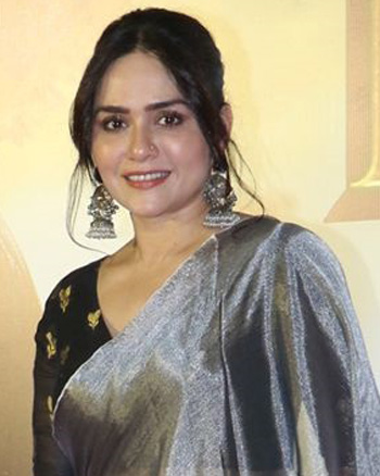 Amruta Khanvilkar