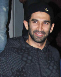 Aditya Roy Kapur, Indian cricket player Yuvraj Singh