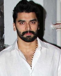 Nikitin Dheer