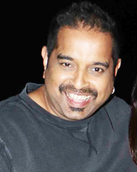 Shankar Mahadevan along with wife Sangeeta