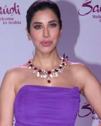 Sophie Choudry