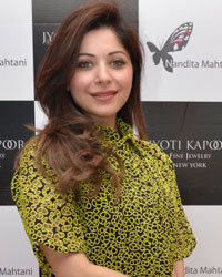 Kanika Kapoor