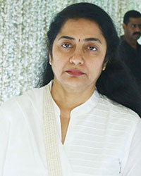 Suhasini Maniratnam