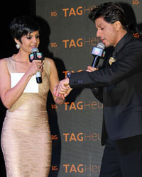 Mandira Bedi and Shah Rukh Khan