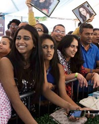 Stars Arrive at Tampa for IIFA