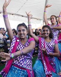 Stars Arrive at Tampa for IIFA