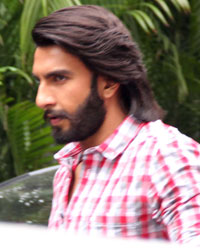 Ranveer Singh snapped promoting his film Lootera