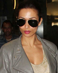 Malaika Arora Khan and Arjun Kapoor snapped at airport