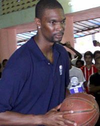 Miami Heat player Chris Bosh visits Don Bosco school