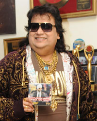 Bappi Lahiri unveils Ramji Gulati's album 'Saturday night Hona hai tight'