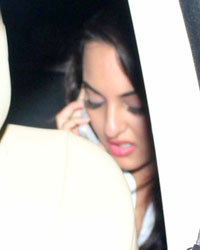 Sonakshi Sinha return from Dubai