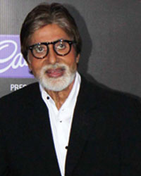 Amitabh Bachchan unveils the Kaun Banega Crorepati 2013 'Hot Seat Aapke Shehar' Van