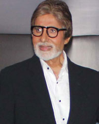 Amitabh Bachchan unveils the Kaun Banega Crorepati 2013 'Hot Seat Aapke Shehar' Van