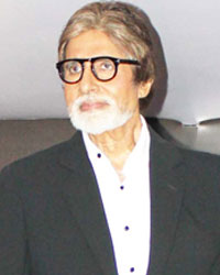 Amitabh Bachchan unveils the Kaun Banega Crorepati 2013 'Hot Seat Aapke Shehar' Van