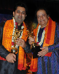 Sumeet Tappoo with Anup Jalota at New Bhajan Album 'Hare Krishna' launch