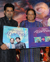 Sumeet Tappoo with Anup Jalota releasing album HARE KRISHNA at New Bhajan Album 'Hare Krishna' launch