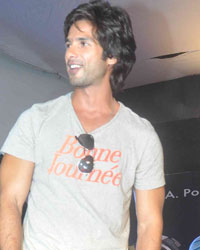 Shahid Kapoor perform at Enigma 2013 collage festival