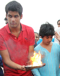 Akshay Kumar's son Aarav at Ganpati Visarjan