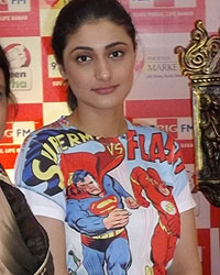 Kamini and Ragini Khanna visited 92.7 Big FM's Big Green Ganesha pandal