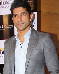 Farhan Akhtar during the unveiling of Unveiling of Dulux Velvet touch collection