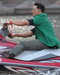 Akshay Kumar enters on a Jet- Ski for media interactions in Dubai