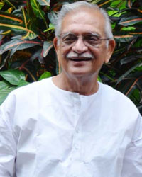 Gulzar at Salim Arif's 'Kharashein' staged at Prithvi