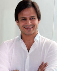 Vivek Oberoi at Promotion of TV show Raavi at big fm