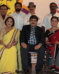 The cast of the show at the launch of Bh Se Bhade