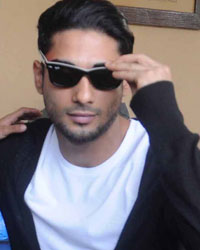 Prateik Babbar visit NGO Save the Children India