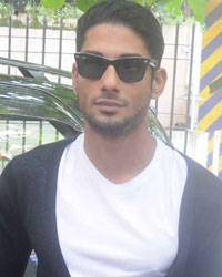 Prateik Babbar visit NGO Save the Children India