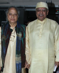 Pandit Jasraj and Kiran Shantaram at the launch of 'Divya Jyoti Bhajan Karaoke DVD'