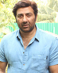 Sunny Deol promotes Singh Saab The Great on the set of Savdhaan India