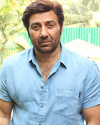 Sunny Deol promotes Singh Saab The Great on the set of Savdhaan India