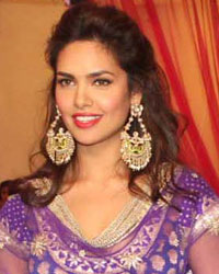 Esha Gupta at Karan Raj's Engagement Party