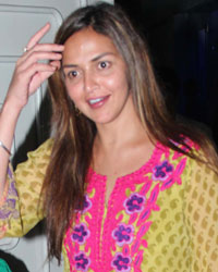 Esha Deol snapped at Sunny super sound watch Singh Sahab the great