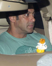 Salman Khan snapped at bandra