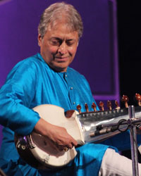 Ustaad Amjad Ali Khan at Swar Naad