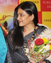 Shubha Vilas, Kavita Seth and Sunali Rathod at the launch of Shubha Vilas book