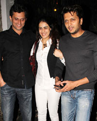 Genelia D'Souza and Ritesh Deshmukh snapped in bandra