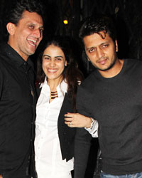 Genelia D'Souza and Ritesh Deshmukh snapped in bandra