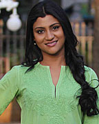 Konkana Sen Shoots for 'Ek Thi Nayaka'