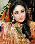 Sharmila Tagore and Kareena Kapoor at Imran-Aliya's Wedding in Bhopal