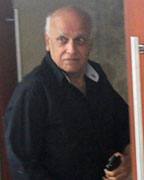 Mahesh Bhatt Visit Sanjay Dutt Post SC Verdict