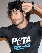 Vidyut Jammwal unveiled new ad for PETA