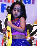 Kidzee kids performing at Kidzee's 10 year celebration in Mulund